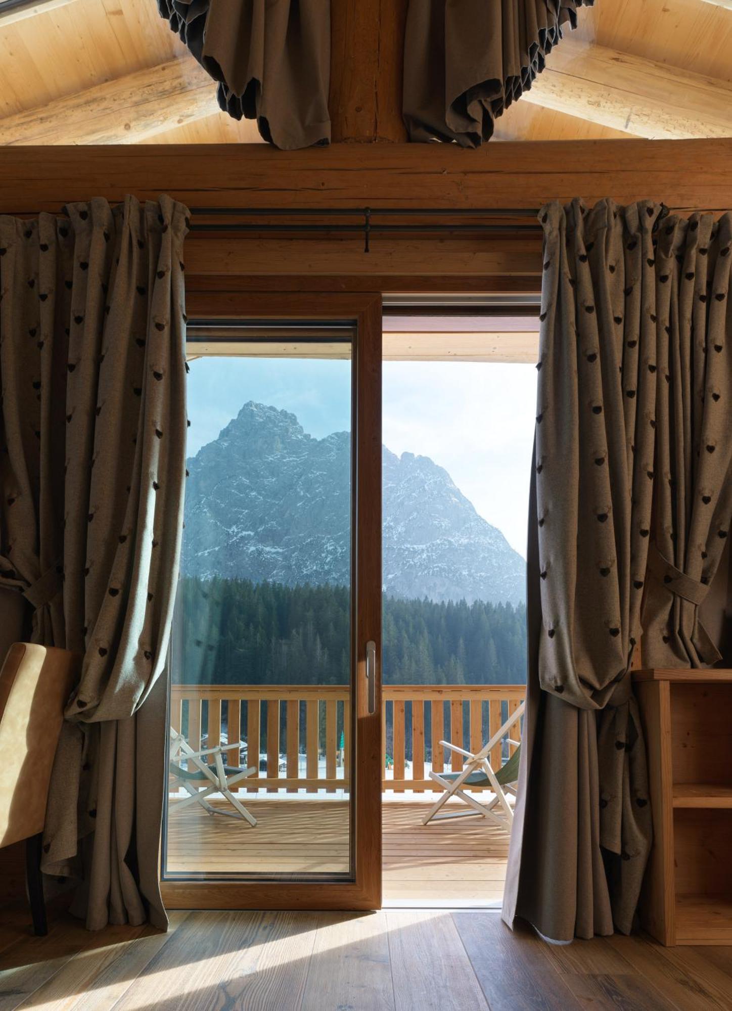Hotel Haus Michaela Сапада Екстериор снимка
